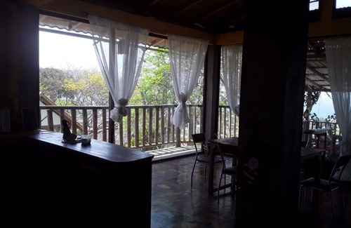 Puerto Lopez Apartment | Wonderful ocean view appartment full of light and cozzy