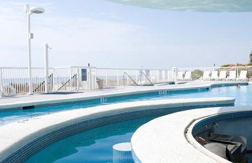 Myrtle Beach Resort | Wonderful Oceanfront Efficiency w/ Balcony + Official On-Site Rental Privileges