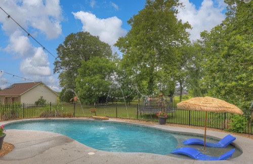 Crestline House | Wonderful Pool Oasis, 5BD&LOFT/3.5Bth
