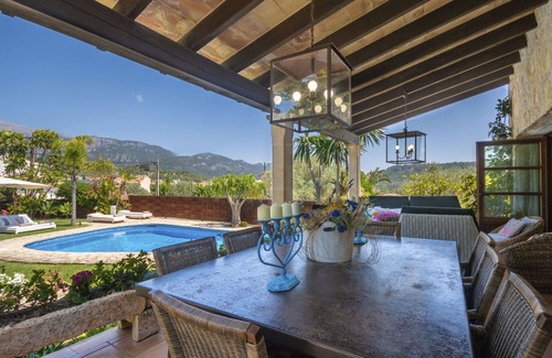 Mancor de la Vall Villa | Wonderful private villa for 8 people with WIFI, private pool, A/C, TV, patio and panoramic view