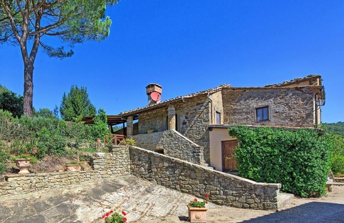 Greve in Chianti Villa | Wonderful private villa for 6 guests with private pool, WIFI, A/C, TV, patio and panoramic view