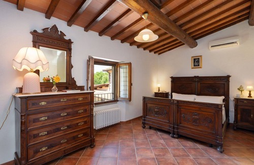 Borgo San Lorenzo Villa | Wonderful private villa for 11 people with private pool, A/C, WIFI, TV, panoramic view and parking