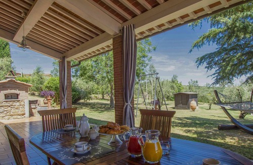 Capraia e Limite Villa | Wonderful private villa for 8 people with private pool, WIFI, TV, patio and panoramic view