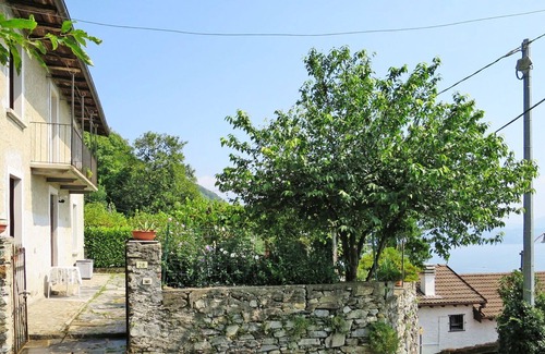 Cannero Riviera Villa | Wonderful private villa for 6 guests with WIFI, TV, patio and pets allowed