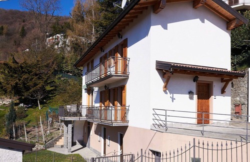 Centro Valle Intelvi House | Wonderful private villa for 4 guests with TV, terrace and pets allowed