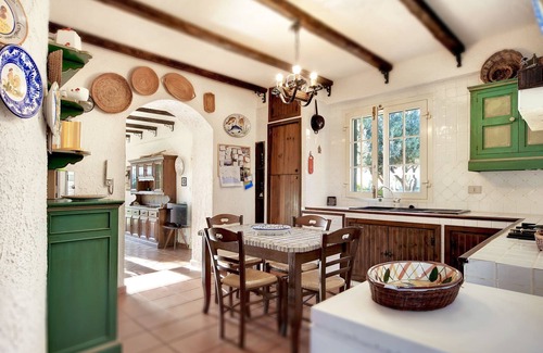 Marina di Ragusa Villa | Wonderful private villa for 7 guests with WIFI, A/C, private pool and TV