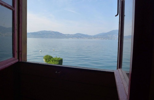Aran House | Wonderful private villa for 8 people with TV, terrace and panoramic view