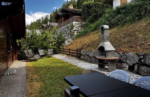 Nendaz House | Wonderful private villa for 8 guests with WIFI, TV and terrace
