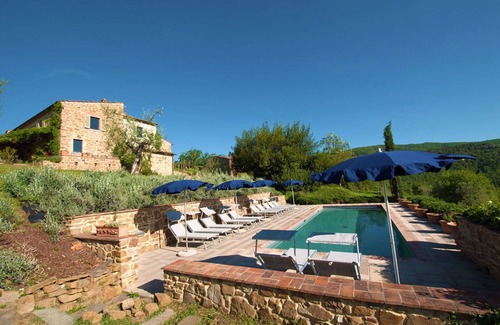 Pergine Valdarno Villa | Wonderful private villa with A/C, WIFI, private pool, TV and pets allowed, close to Arezzo