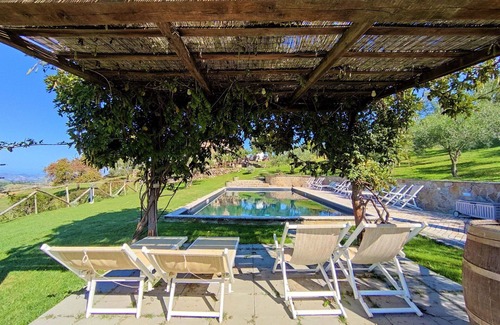Roccalbegna House | Wonderful private villa for 10 guests with A/C, WIFI, private pool, TV, patio and panoramic view