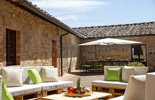 Castellina in Chianti Villa | Wonderful private villa with WIFI, private pool, TV, patio, panoramic view, parking, close to Siena