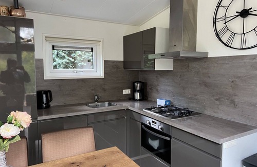 IJhorst House | Wonderful private villa for 6 guests with WIFI, pool, TV and terrace