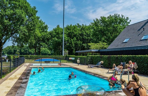 IJhorst House | Wonderful private villa for 6 guests with WIFI, pool, TV and terrace