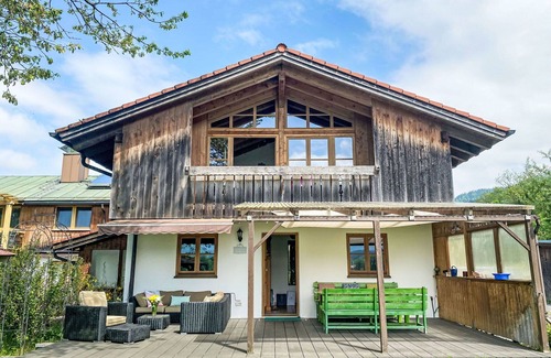 Lenggries House | Wonderful private villa for 8 guests with WIFI, TV, terrace and parking