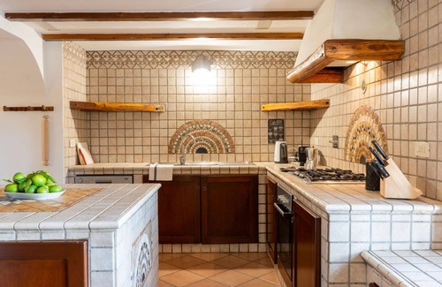 Lake Bracciano Villa | Wonderful private villa for 8 guests with A/C, private pool, WIFI, TV and terrace