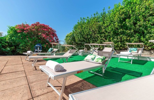 Cartoceto Villa | Wonderful private villa with private pool, WIFI, TV, patio, pets allowed and panoramic view