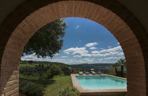 Riparbella Villa | Wonderful private villa for 7 guests with WIFI, private pool, TV, balcony and parking