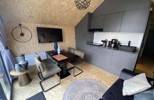 Willemsdorp House | Wonderful private villa for 4 people with WIFI, TV, terrace and parking