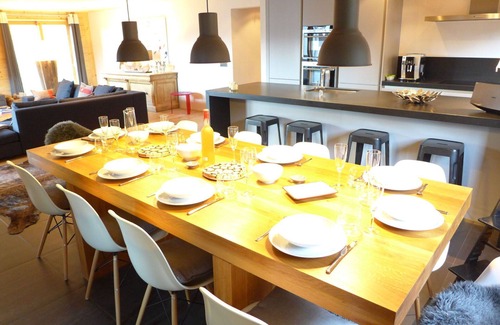 Randogne House | Wonderful private villa for 10 guests with WIFI, TV and balcony