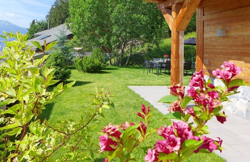 Randogne House | Wonderful private villa for 10 guests with WIFI, TV and balcony