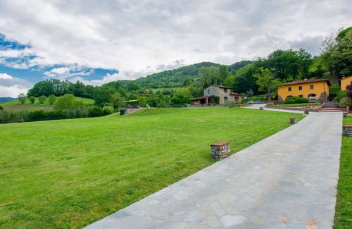 Dicomano Villa | Wonderful private villa with hot tub, A/C, private pool, WIFI, TV, balcony and pets allowed