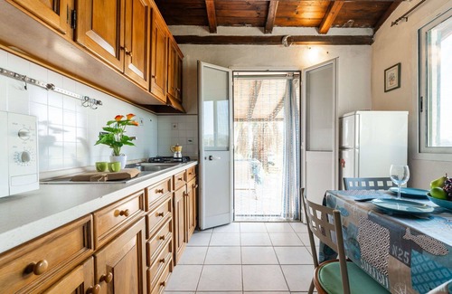 Muravera House | Wonderful private villa with A/C, WIFI, TV, patio, pets allowed, panoramic view and parking