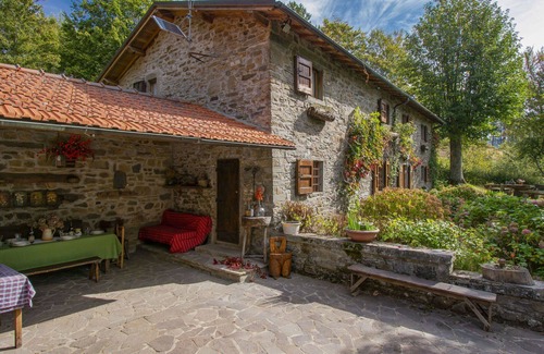 San Marcello Pistoiese House | Wonderful private villa for 7 guests with WIFI, private pool, TV, terrace and pets allowed