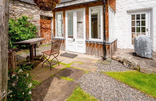 Beauly House | Wonderful private villa for 2 people with WIFI, patio, panoramic view and parking
