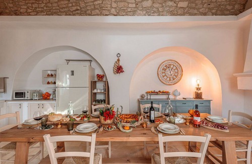 Martina Franca Villa | Wonderful private villa with WIFI, private pool, A/C, TV, patio and panoramic view, close to Ost.
