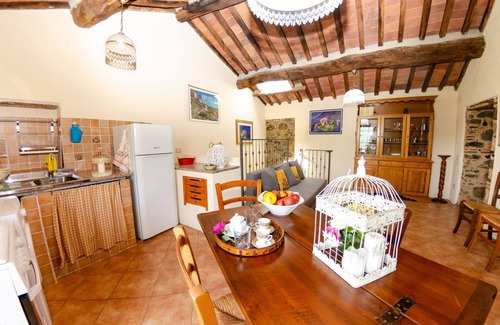 Lanciole Villa | Wonderful private villa for 5 people with private pool, WIFI, TV, panoramic view and parking