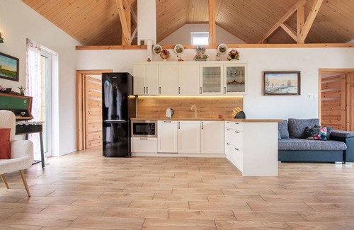 Kierwik House | Wonderful private villa with WIFI, hot tub, TV, terrace, pets allowed and panoramic view