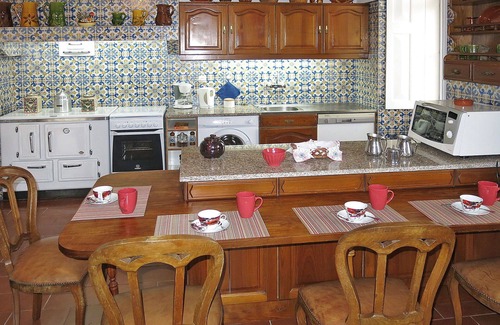 Gondufe Villa | Wonderful private villa for 10 guests with pool, WIFI, TV and terrace