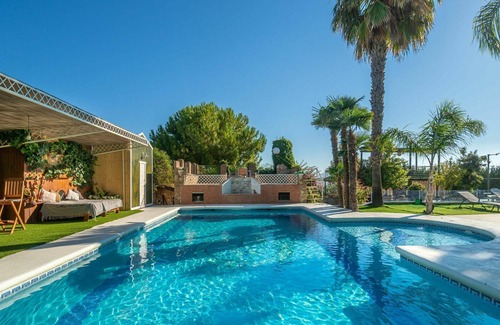Baena Villa | Wonderful private villa with private pool, A/C, hot tub, WIFI, TV, patio, pets allowed and parking