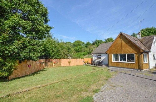 Oban House | Wonderful private villa for 8 guests with WIFI, TV, terrace and pets allowed