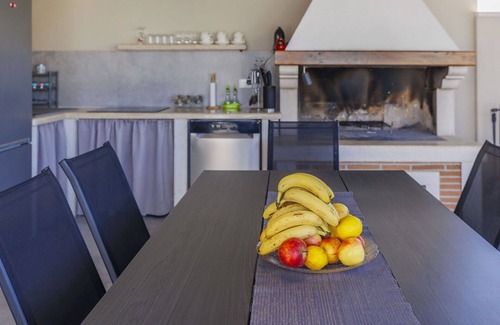 Nova Vas House | Wonderful private villa for 8 people with WIFI, private pool, A/C, hot tub, TV and terrace