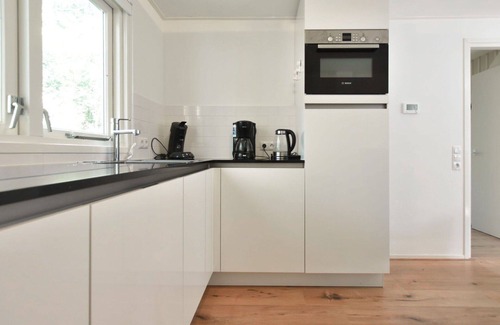 Norg House | Wonderful private villa for 6 guests with WIFI, TV and terrace