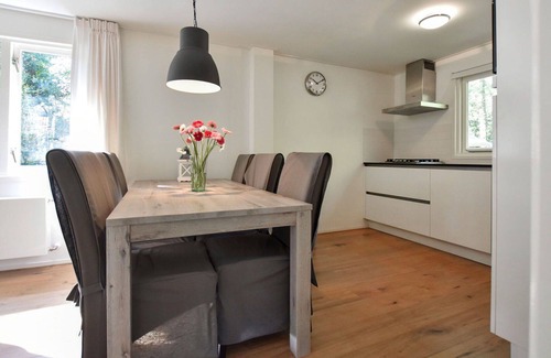 Norg House | Wonderful private villa for 6 guests with WIFI, TV and terrace