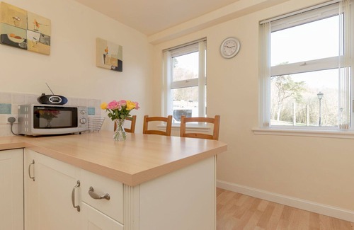 Maybole Villa | Wonderful private villa for 8 guests with TV, patio, pets allowed and panoramic view
