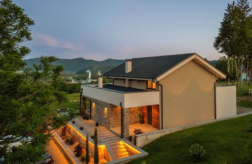 Fuzine Villa | Wonderful private villa for 10 people with private pool, WIFI, hot tub, TV, terrace and pets all.