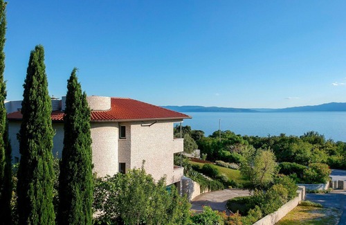 Zurkovo Villa | Wonderful private villa for 8 guests with WIFI, A/C, private pool, TV, terrace and pets allowed