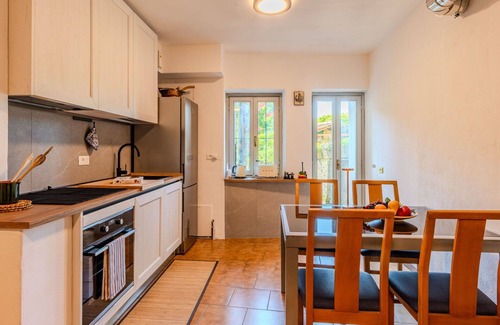Dervio House | Wonderful private villa for 8 guests with WIFI, TV, patio, pets allowed and panoramic view