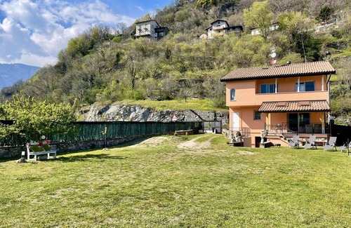 Prati Meriggi Villa | Wonderful private villa for 7 people with WIFI, A/C and terrace