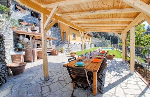Tribogna Villa | Wonderful private villa with A/C, private pool, internet, TV, terrace, pets allowed, panoramic view