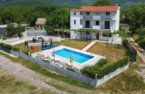 Dicmo House | Wonderful private villa with private pool, WIFI, A/C, TV, terrace, pets allowed and parking
