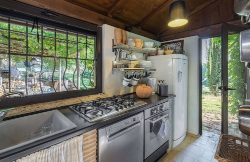 Nepi House | Wonderful private villa with WIFI, private pool, A/C, TV, patio, pets allowed and panoramic view