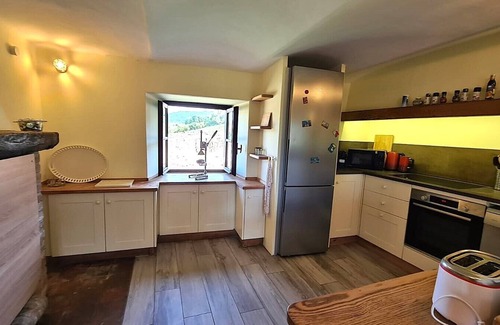 Somano House | Wonderful property in a fantastic location with a great pool - Il Roseto I and II
