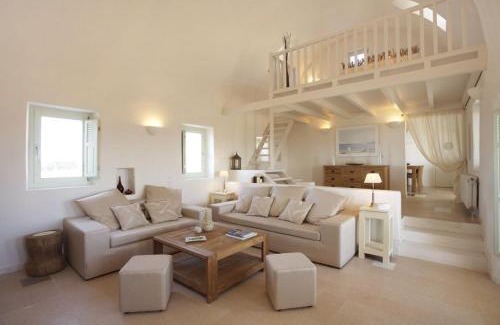 Akrotiri Villa | Wonderful Santorini Villa 5 En-Suite Bedrooms Villa Elysium Heated Pool & Caldera Views Akrotiri