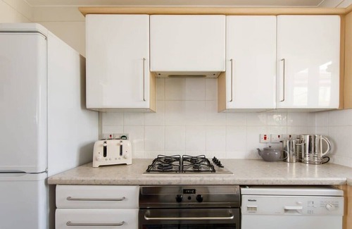 Selsey House | Wonderful Seafront Home - Panoramic Ocean Views