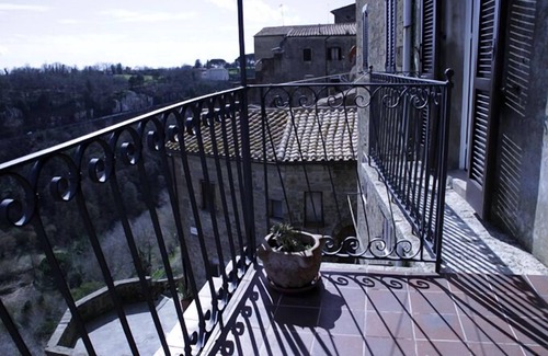 Pitigliano Apartment | Wonderful Spacious Apartment(110sqm), Historical Center, Very Bright, Panorama