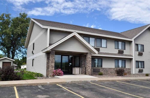Thorp House | Wonderful Stay! 2 Classy Units, Free Breakfast, Pets Allowed, Near Conway Park